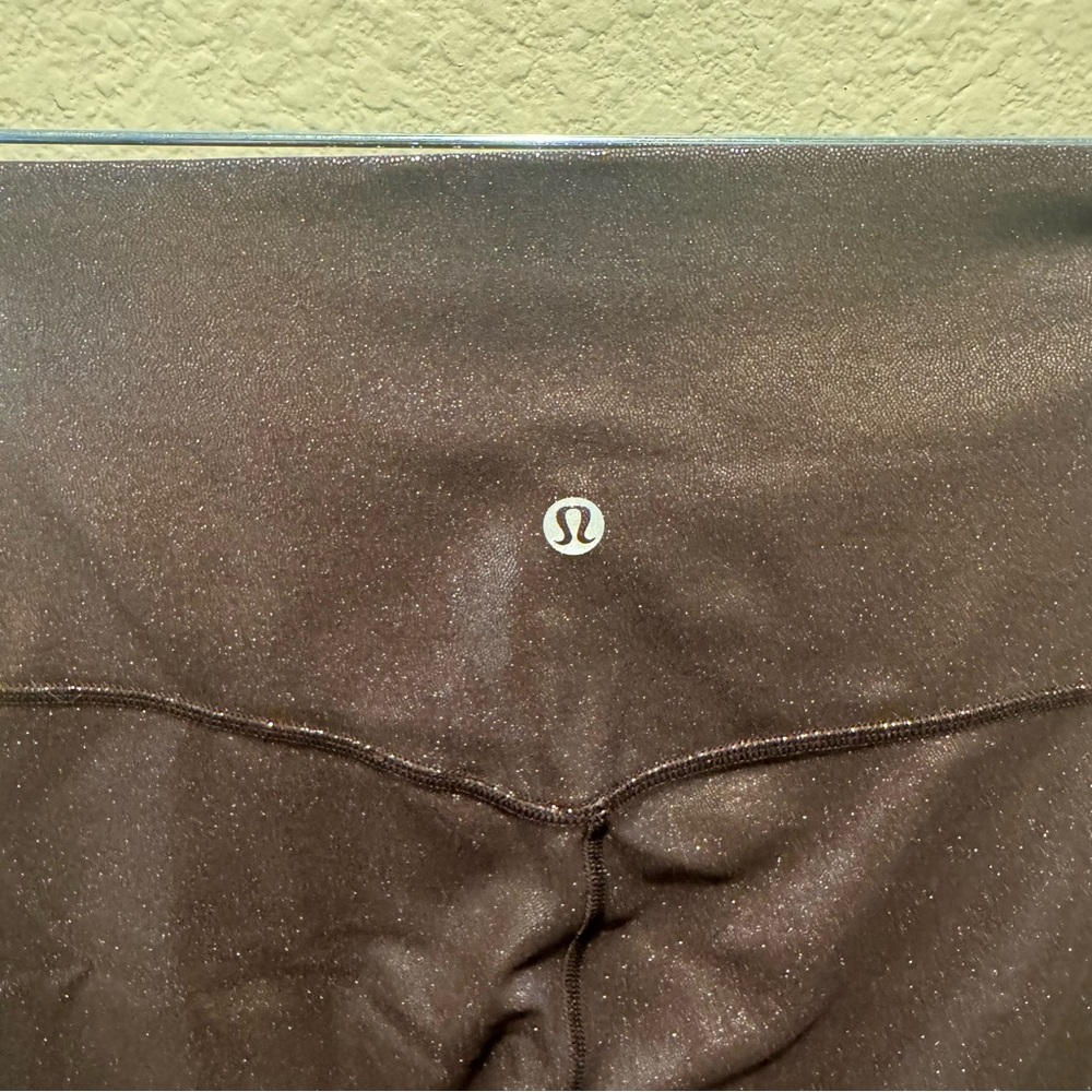Lululemon Align High-Rise Short 8" *Shine size 8 - Picture 5 of 7